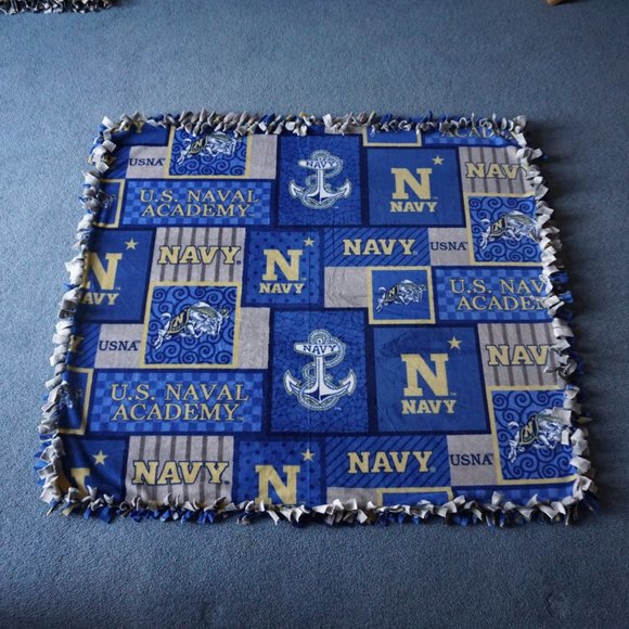 U.S. Naval Academy No Sew Fleece Blanket - Picture 2 of 7